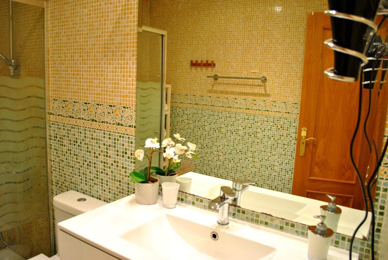Torremolinos:appartement Avec Piscine Et Terrasse *